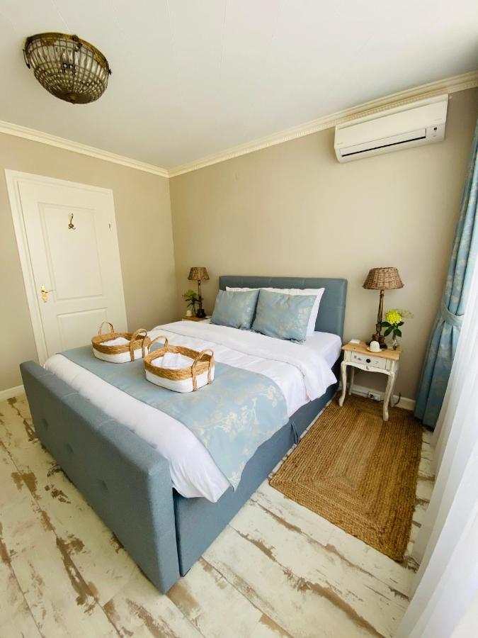 De Tuinkamer-----Prive Diner Op De Kamer Mogelijk!!! เฮาเคอวีน ภายนอก รูปภาพ